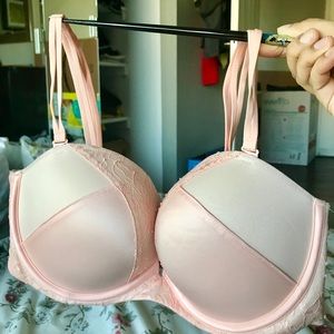 Victoria’s Secret 38C Bra